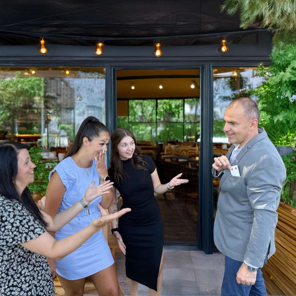 close-up-magie-pro-svatebni-hosty