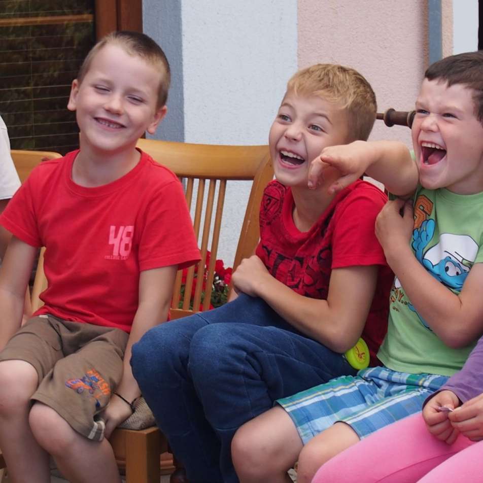 nadseni-hostu-z-kouzelnikovy-show