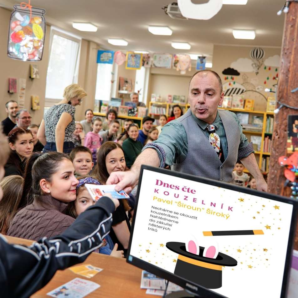Kouzelník pro děti v knihovně v Chomutově – zábavná kouzelnická show plná smíchu