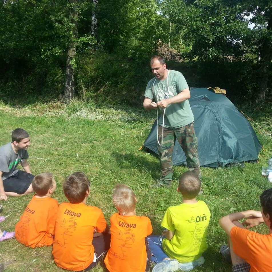 kouzelník-siroun-kemp