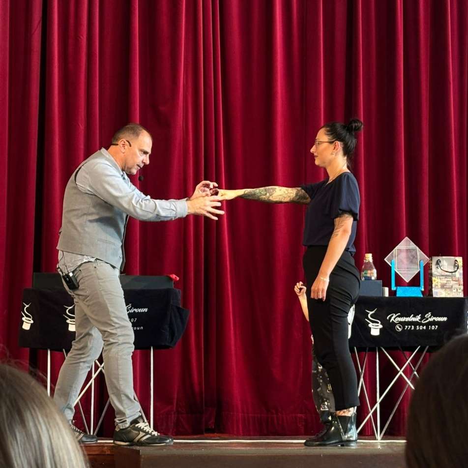 Kouzelník Široun vystupuje v Kulturním domě Holýšov 